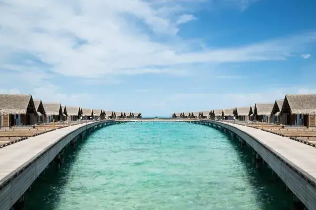 Tailor Made Holidays & Bespoke Packages for Fairmont Maldives Sirru Fen Fushi